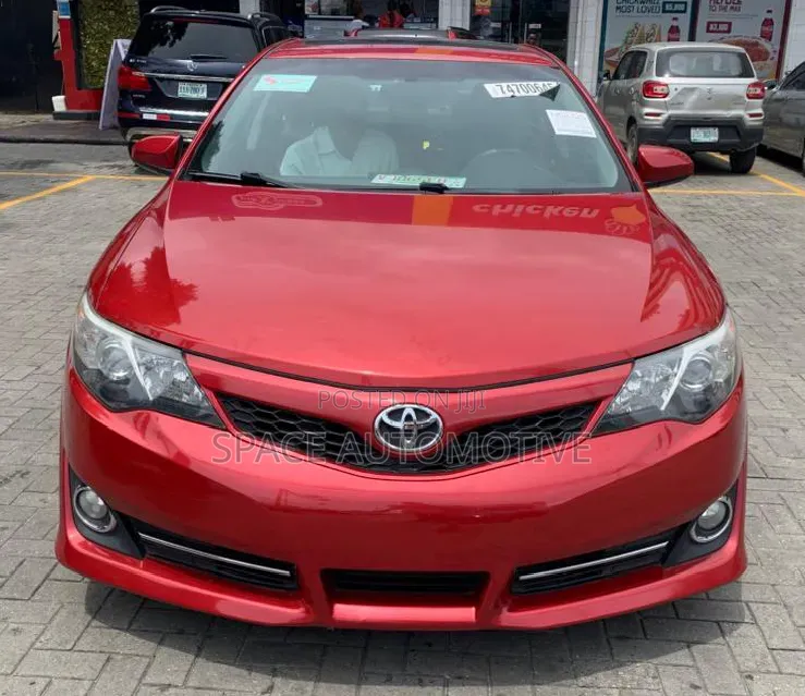 Toyota Camry 2013 Red