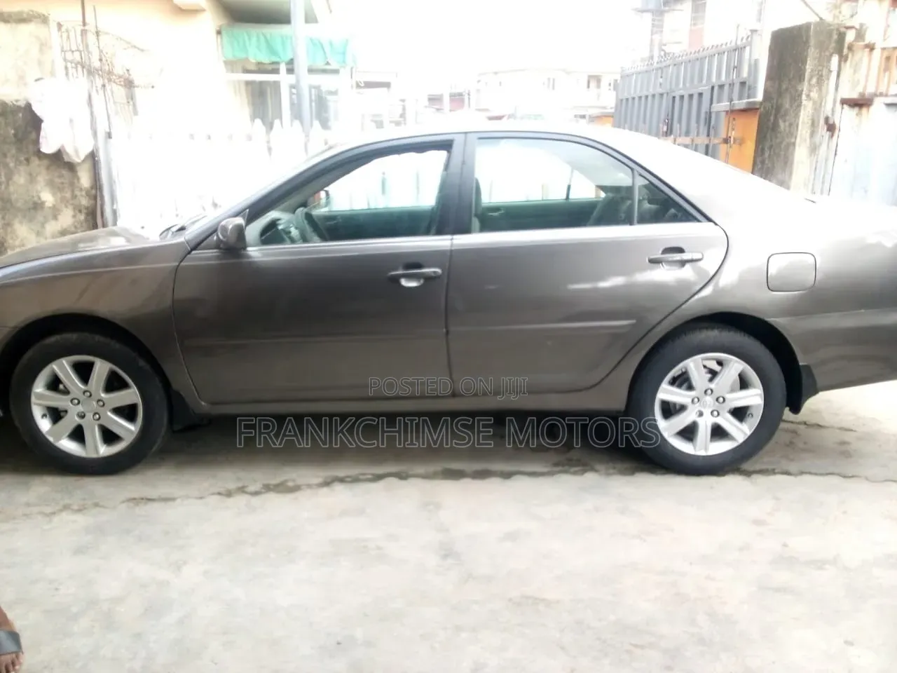 Toyota Camry 2005 Gray