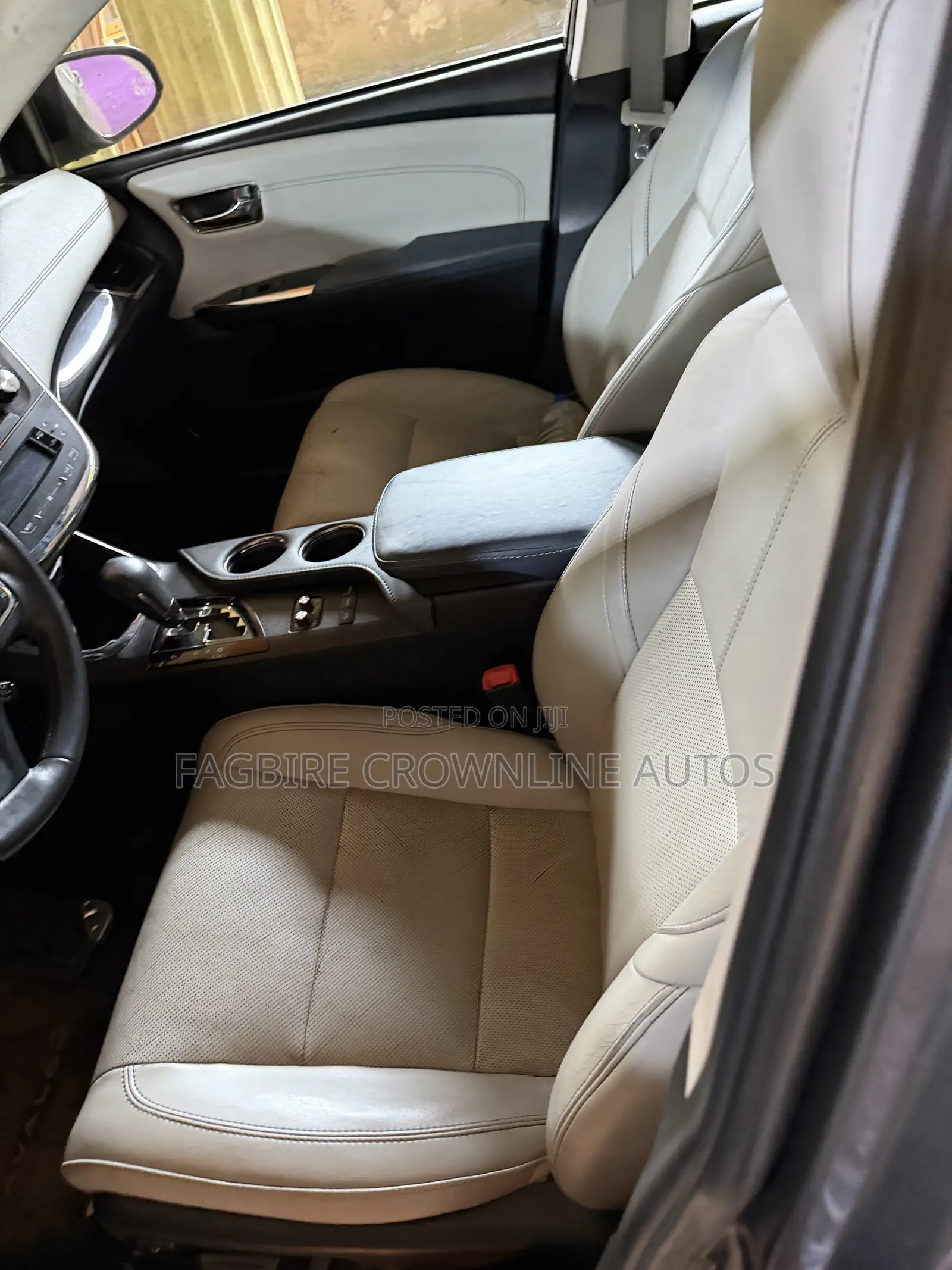 Toyota Avalon Limited 4dr Sedan (3.5L 6cyl 6A) 2015 Gray