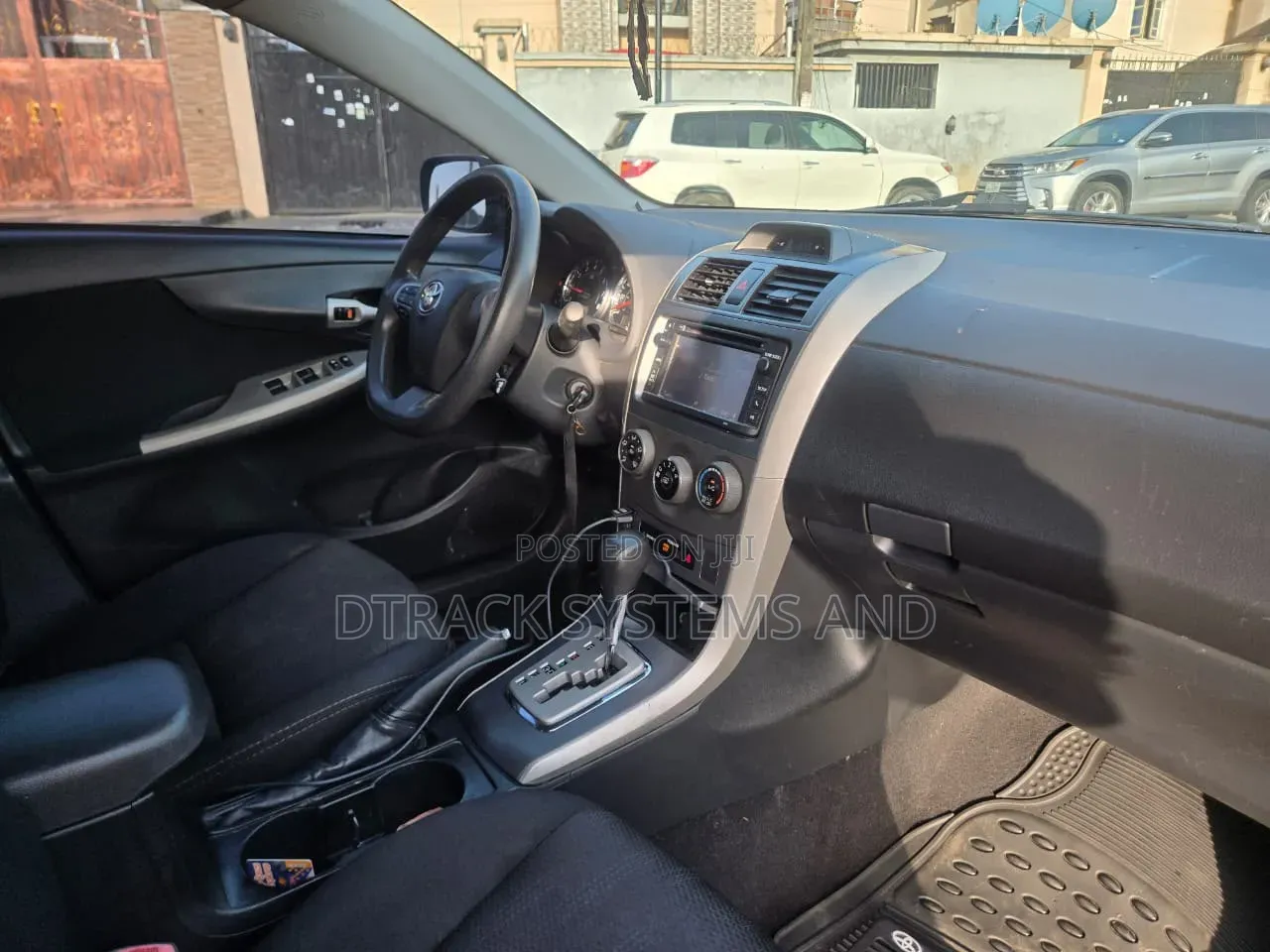 Toyota Corolla 2013 Red