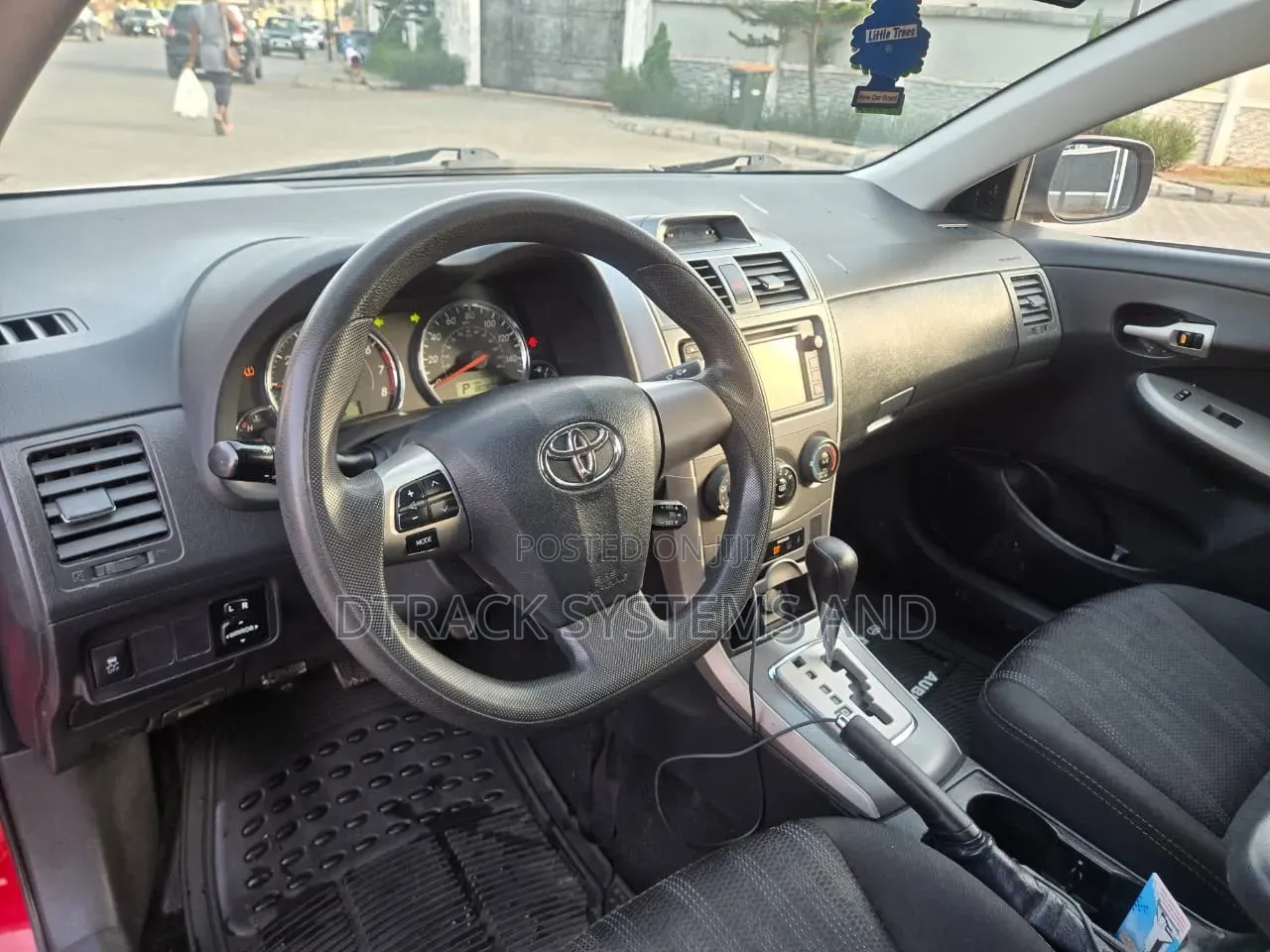 Toyota Corolla 2013 Red