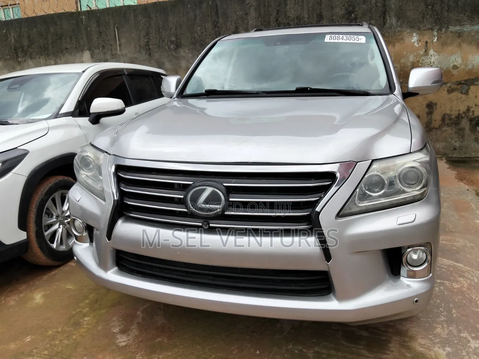 Lexus LX 570 AWD 2013 Silver