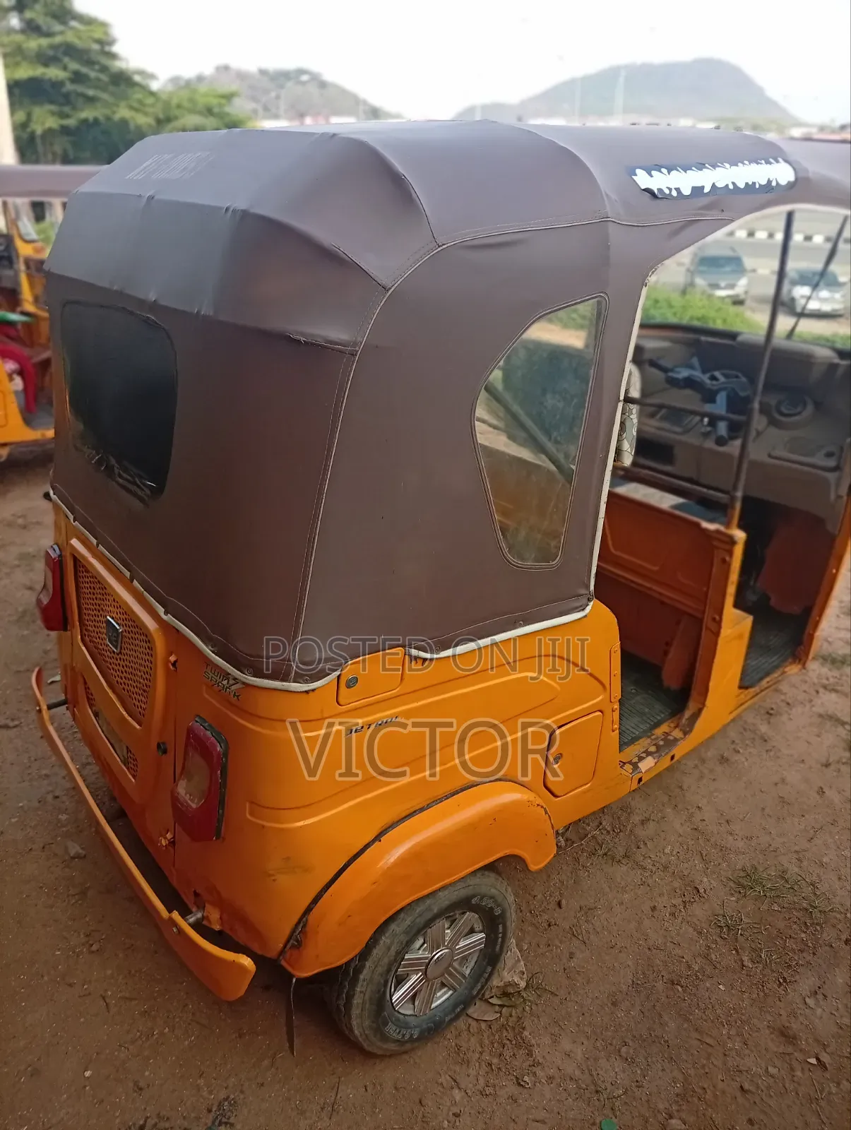 Bajaj RE 2023 Yellow