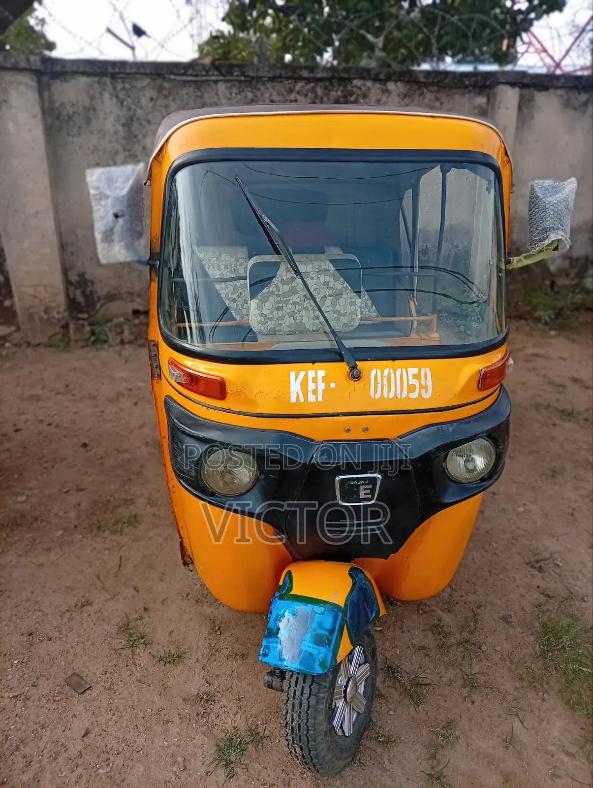 Bajaj RE 2023 Yellow