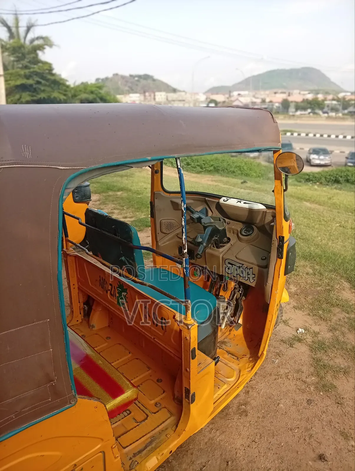 Bajaj RE 2023 Yellow