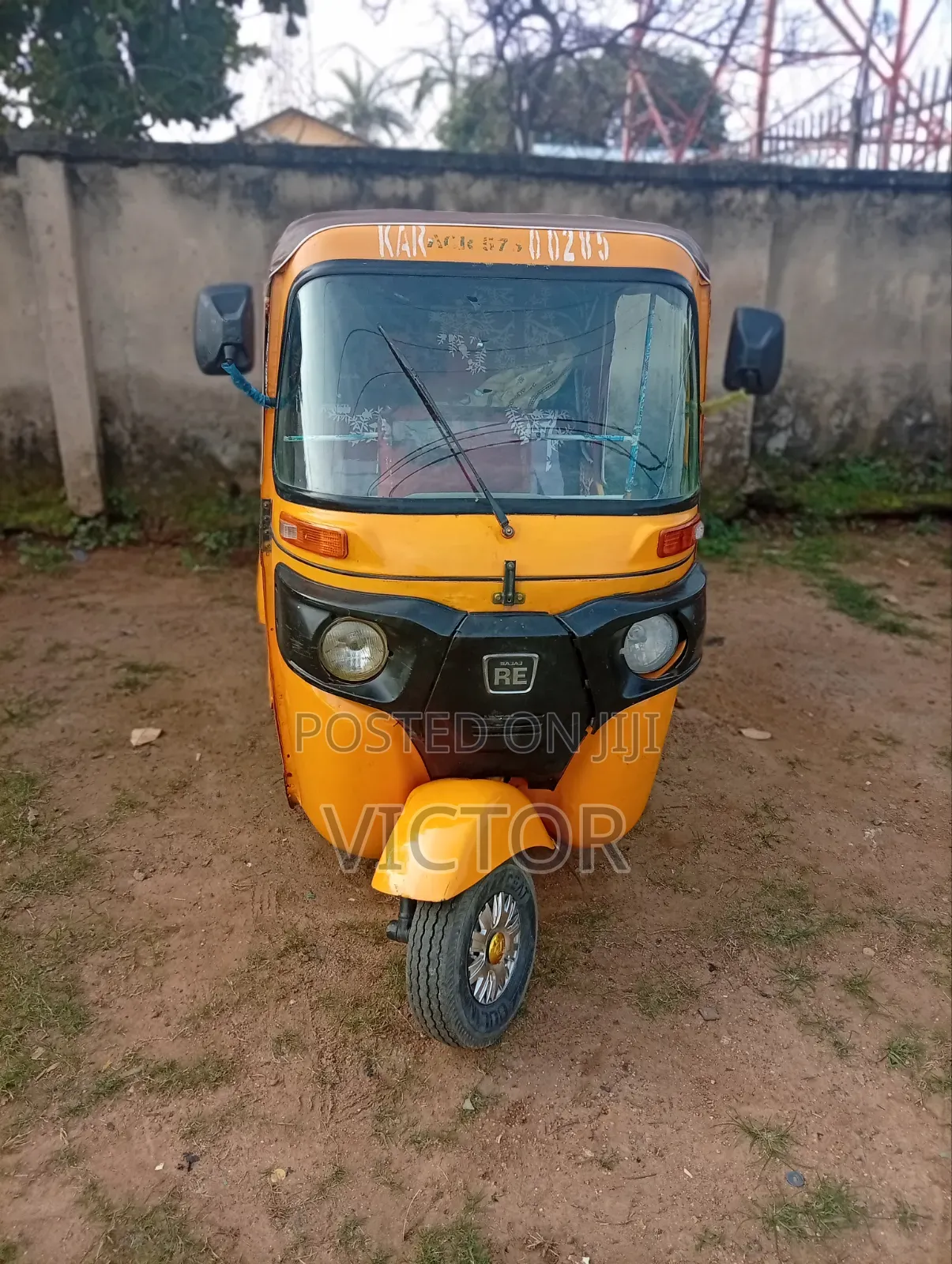 Bajaj RE 2024 Yellow