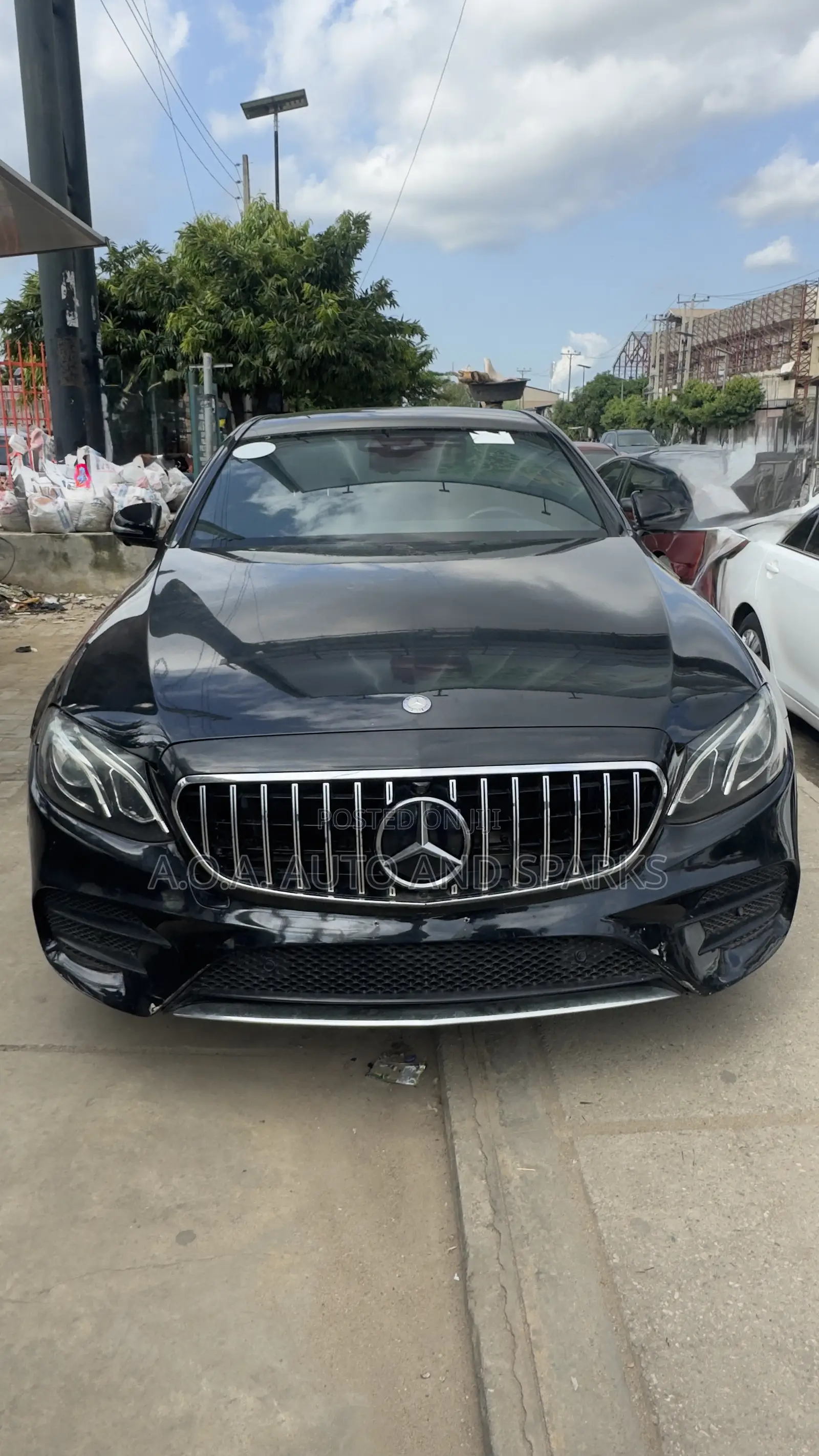 Mercedes-Benz E300 2016 Black