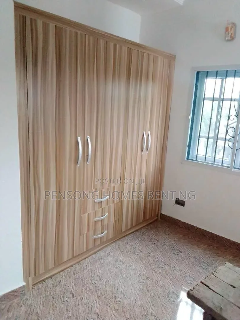 4bdrm Duplex in Unilag Estate, Lekki Expressway for sale
