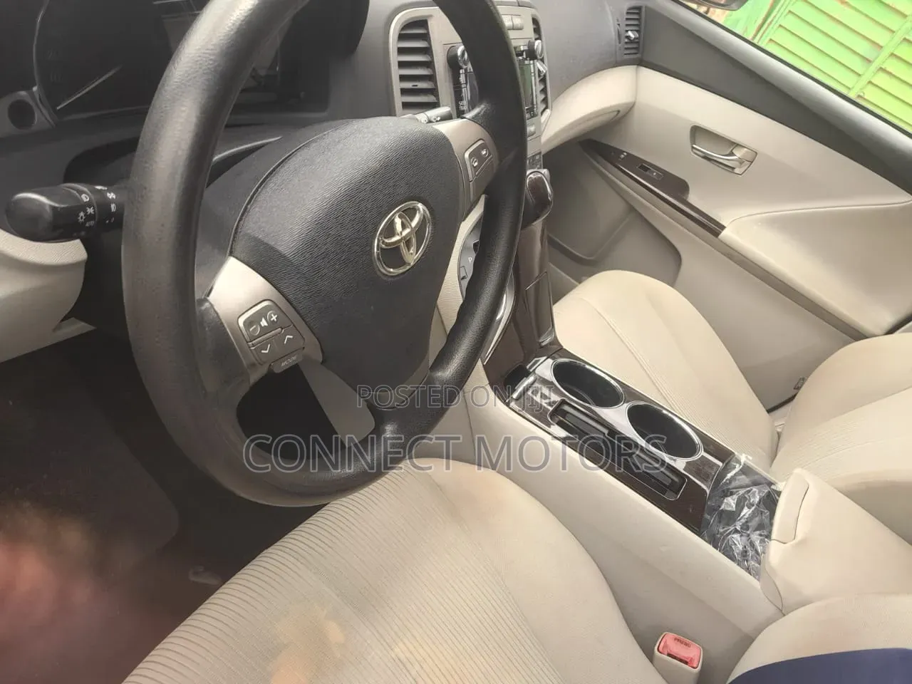 Toyota Venza 2011 Silver