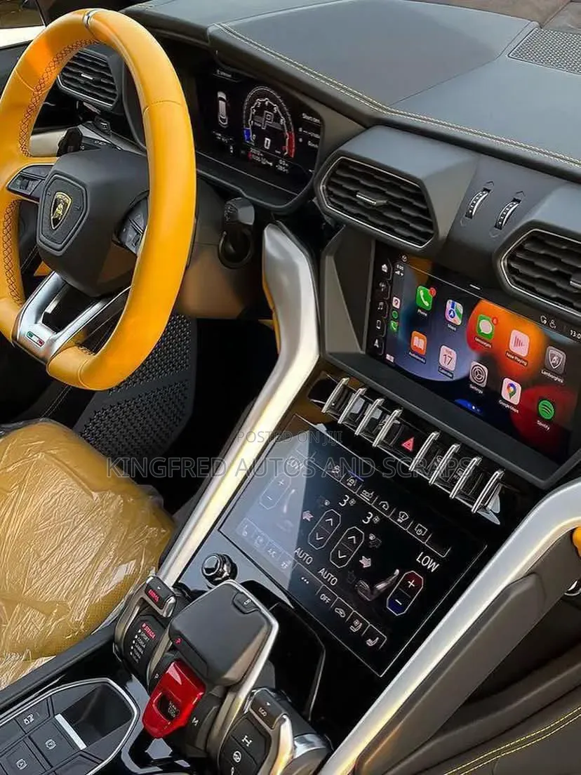 Lamborghini Urus Base 2019 Yellow