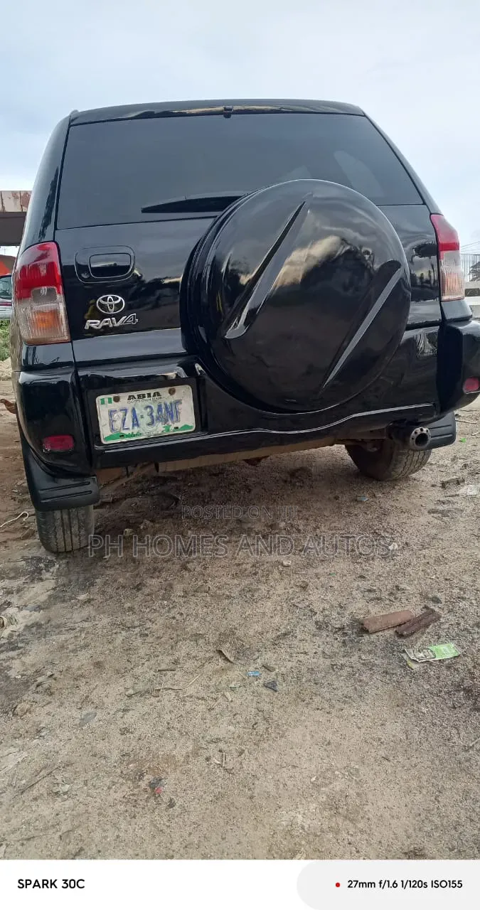 Toyota RAV4 2004 Black