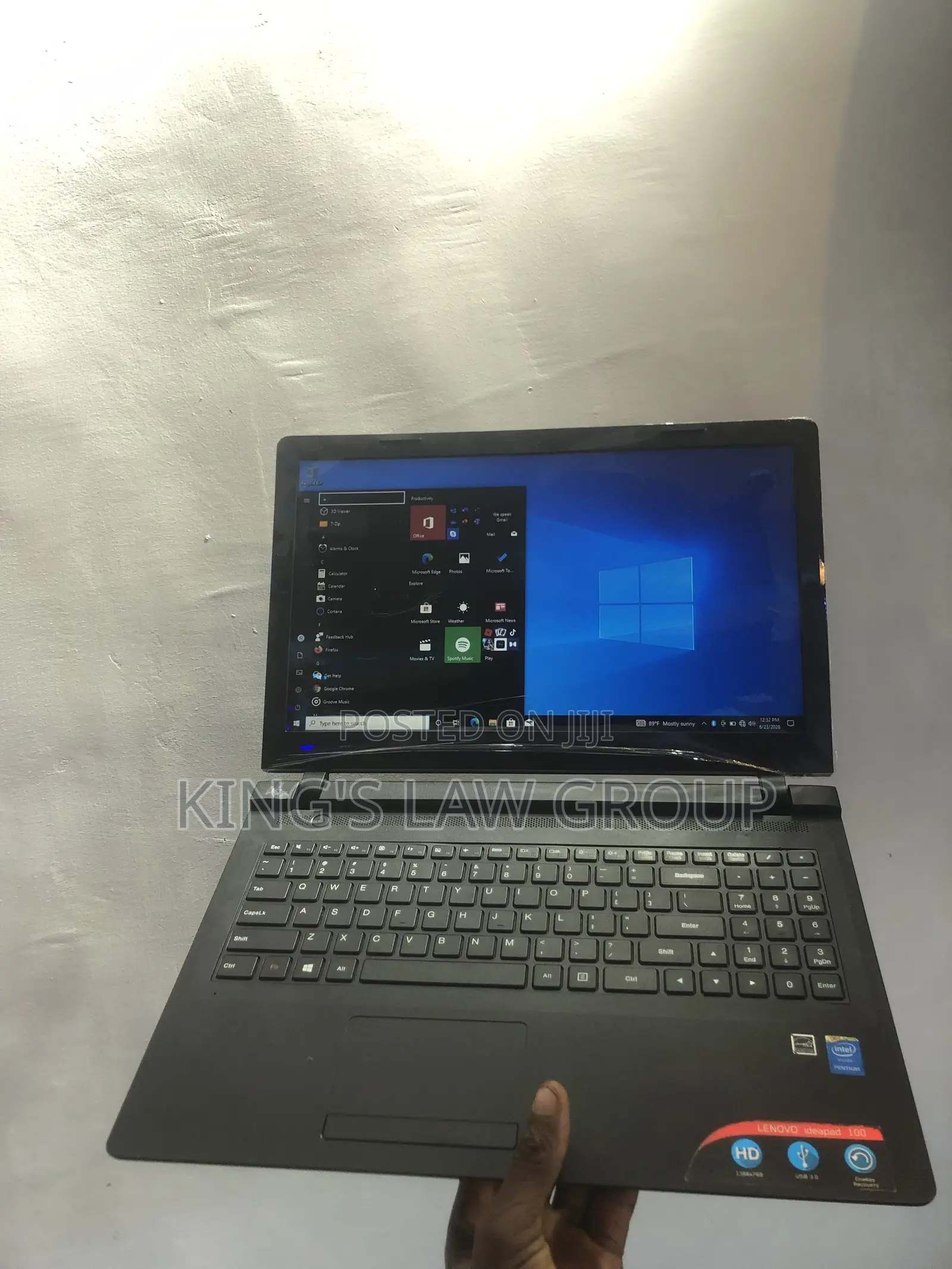 Laptop Lenovo IdeaPad 100 8GB Intel Pentium HDD 320GB