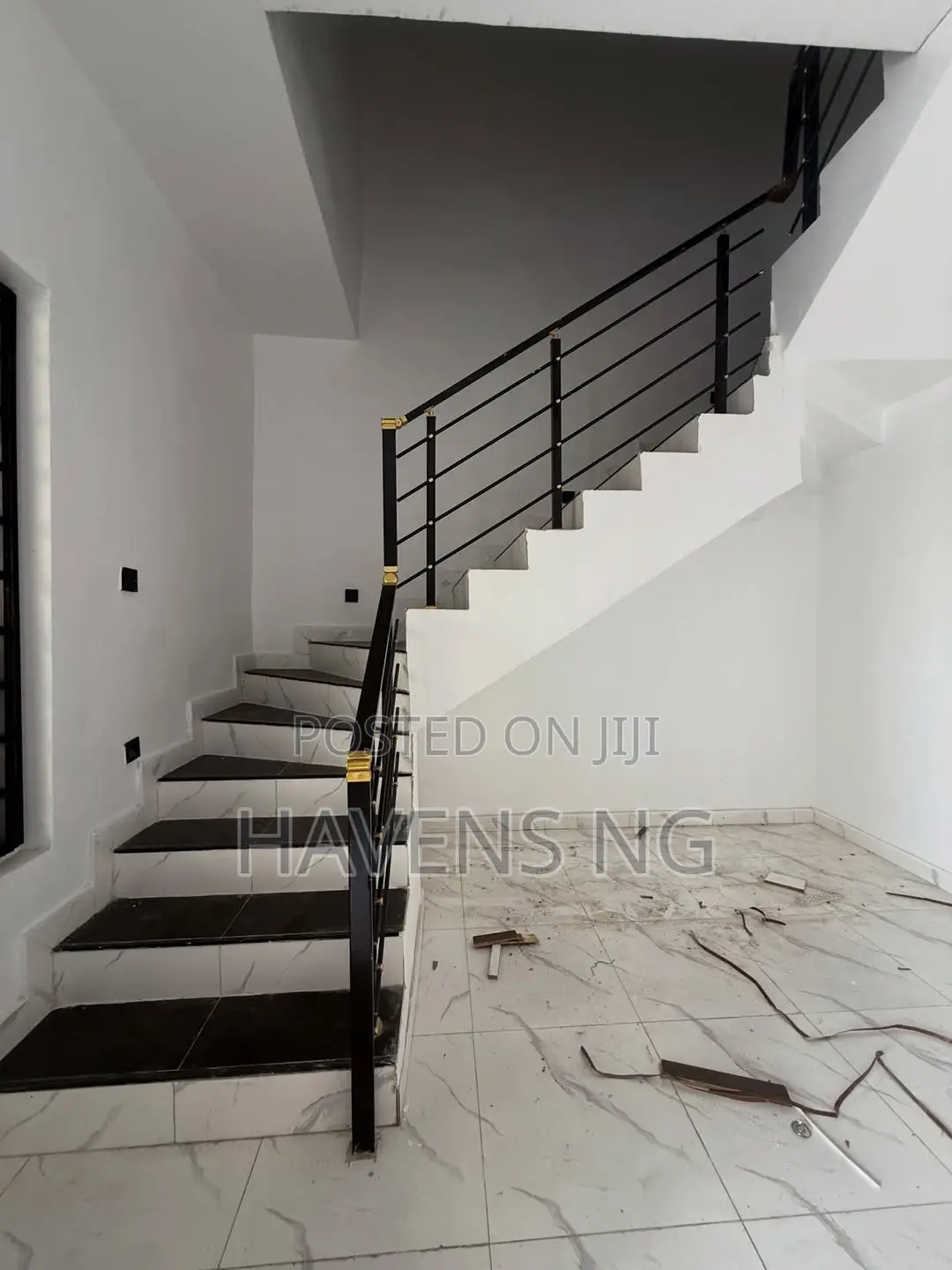 4bdrm Duplex in Lekki Phase 2 for sale