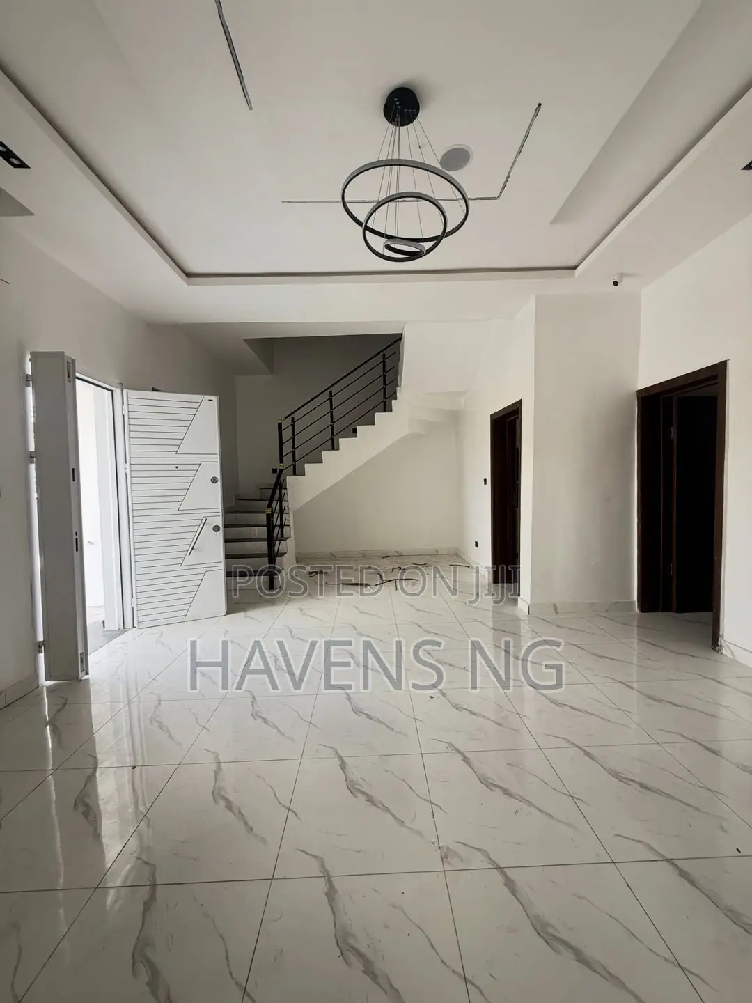 4bdrm Duplex in Lekki Phase 2 for sale