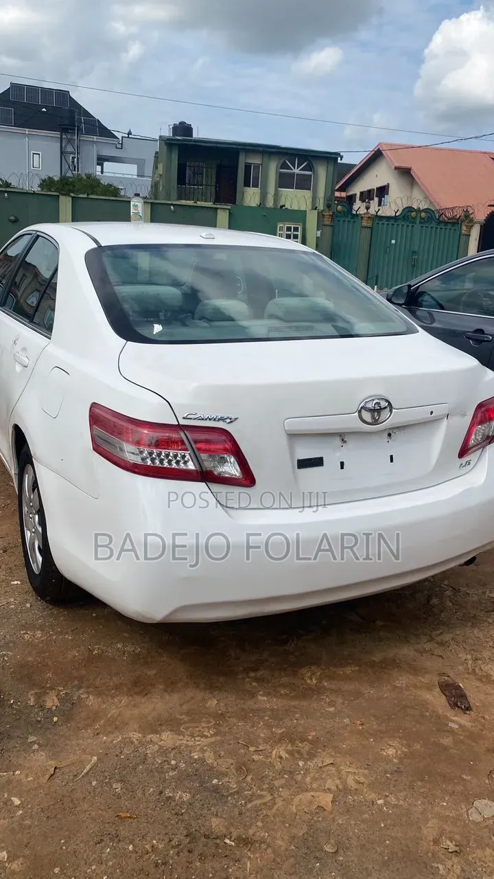 Toyota Camry 2010 White