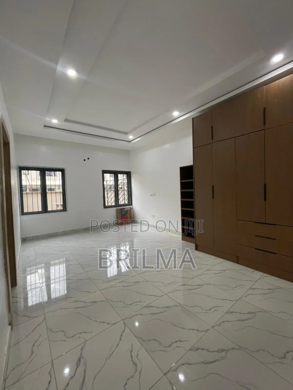 3bdrm Block of Flats in Jahi for rent