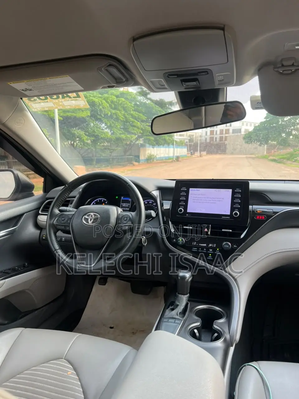 Toyota Camry SE 2022 Gray