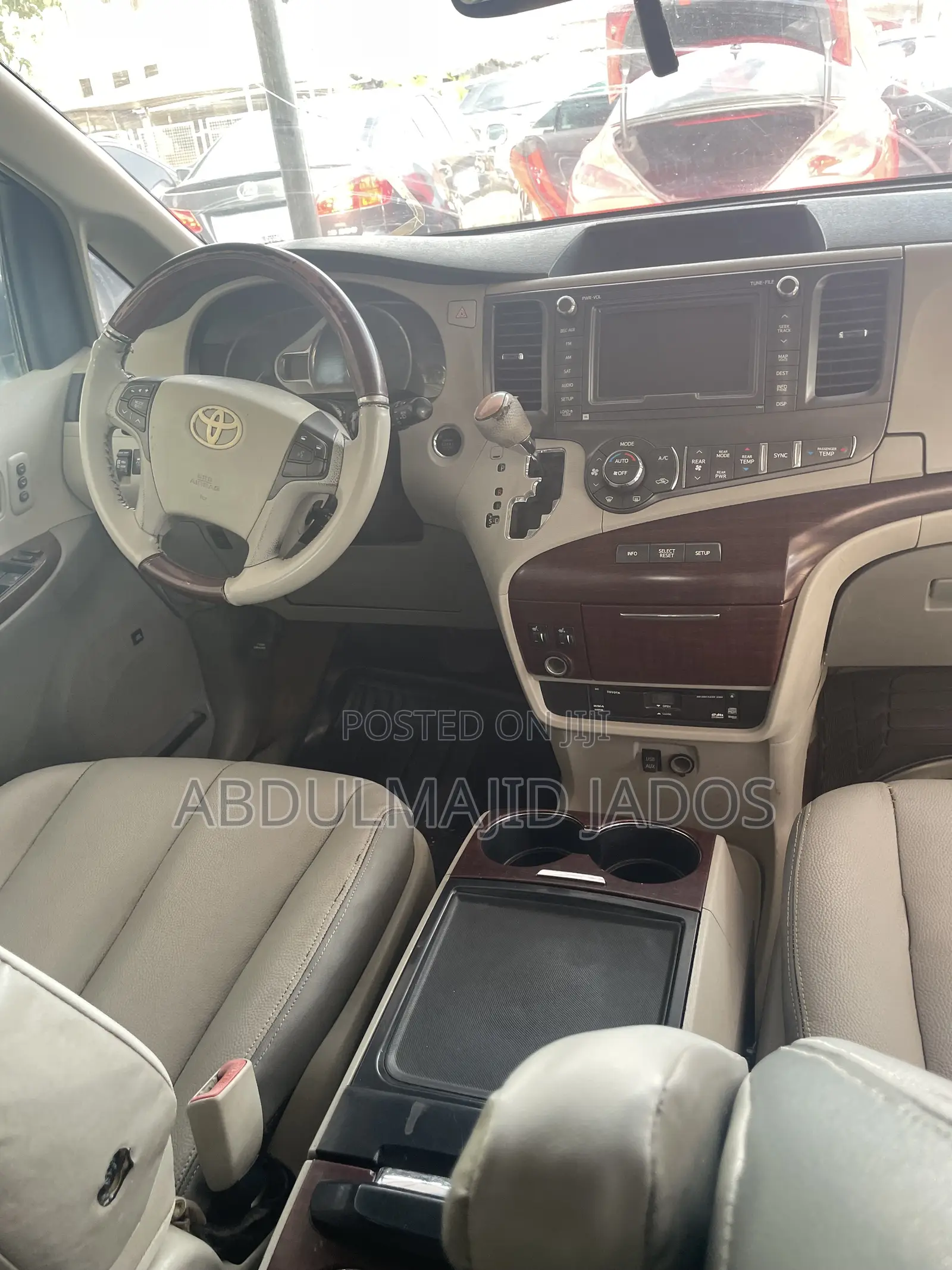 Toyota Sienna 2013 Black