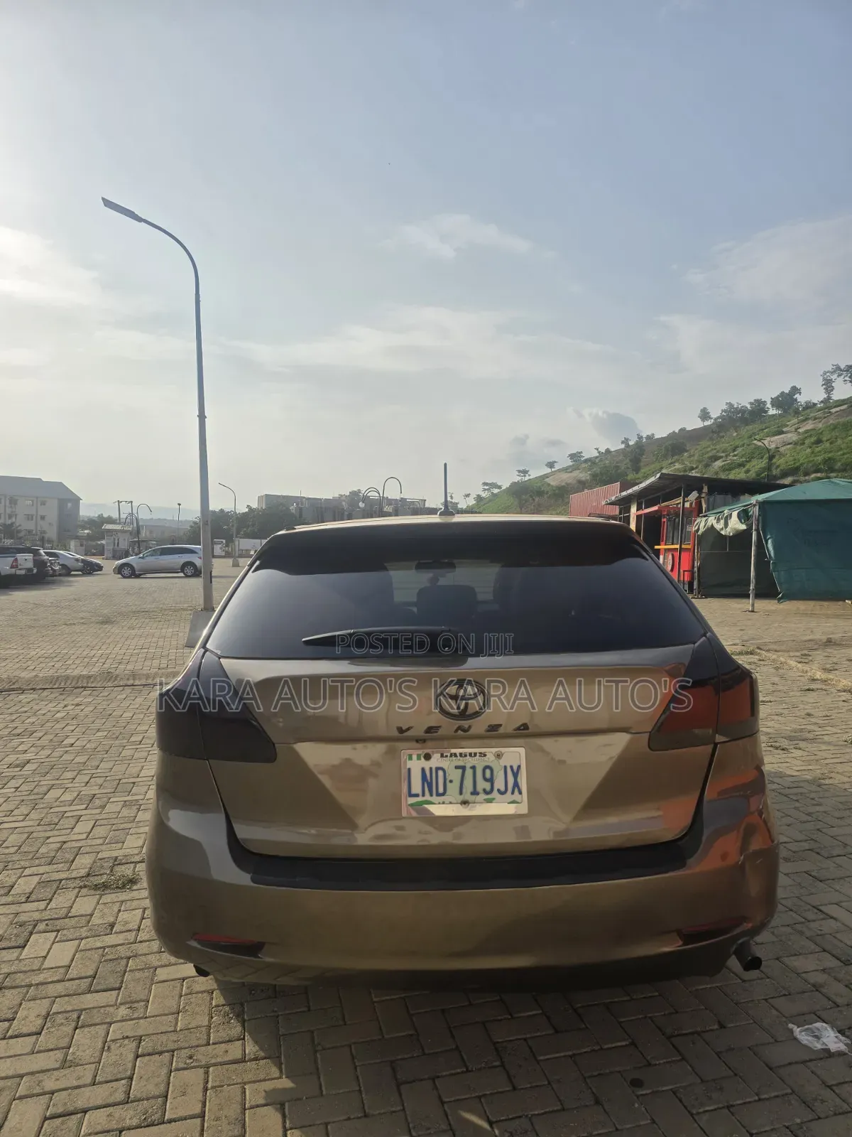 Toyota Venza 2010 Gold