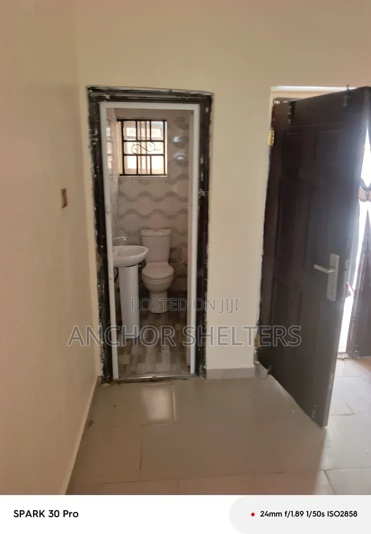 2bdrm Block of Flats in Aco Estate, Sabon Lugbe for rent