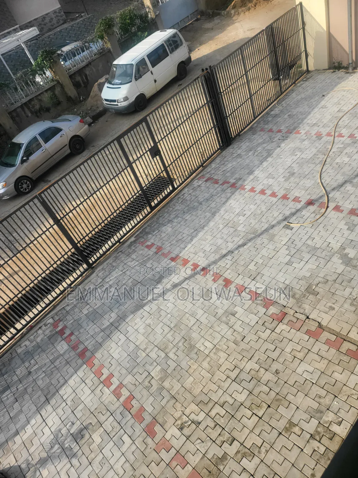 2bdrm Block of Flats in In An Estate, Karu for rent
