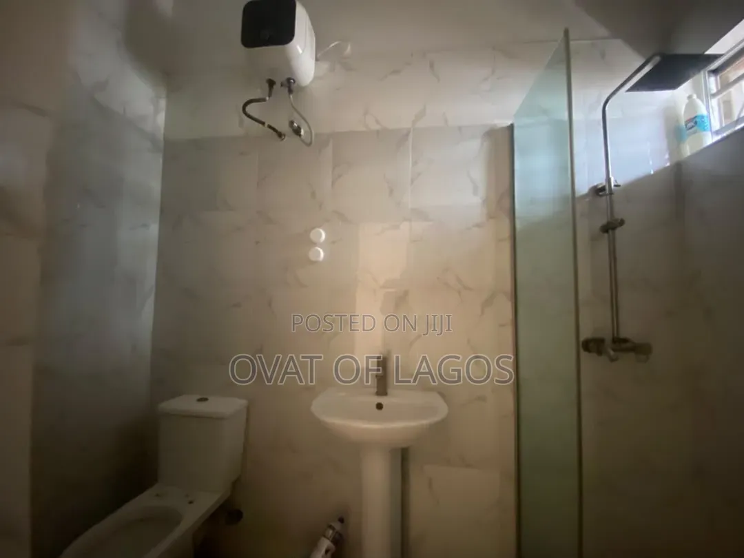 3bdrm Duplex in Ikota for rent