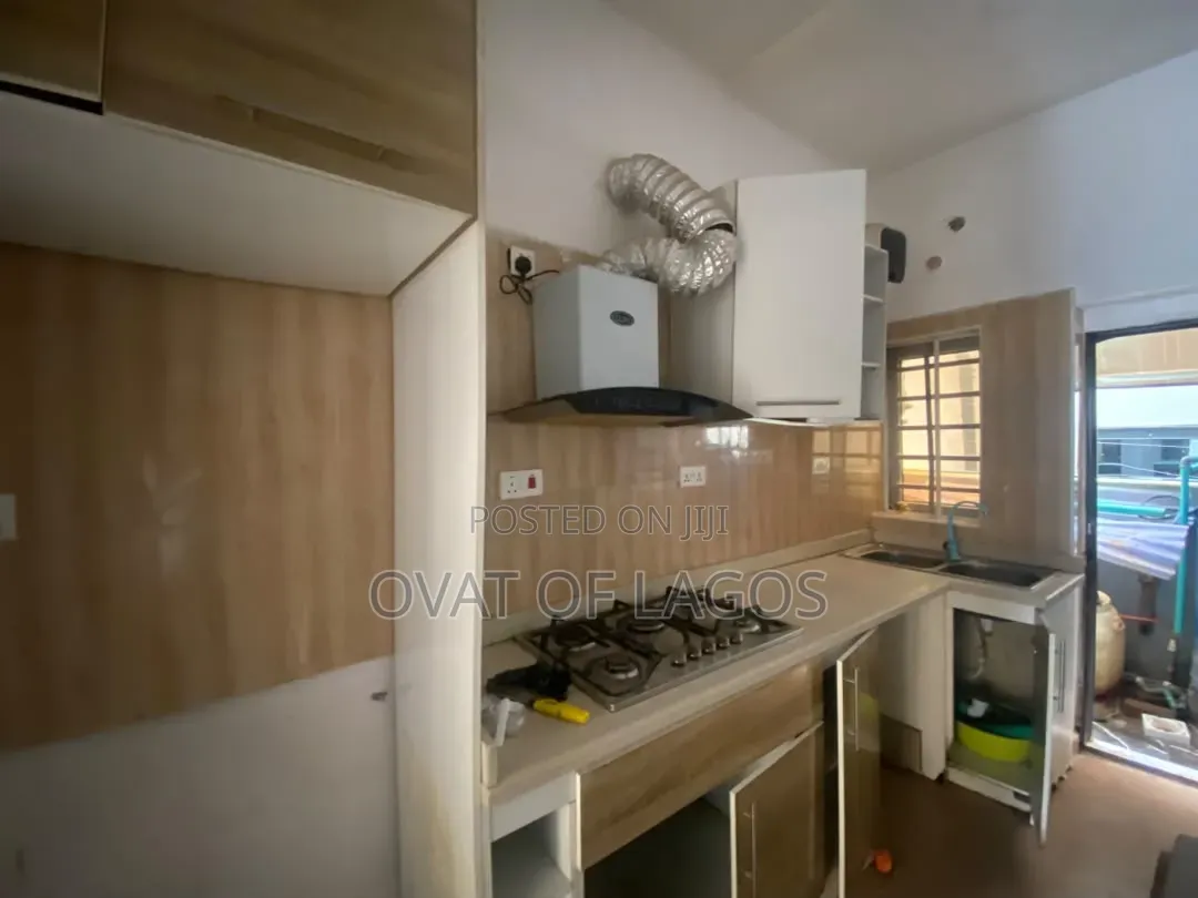 3bdrm Duplex in Ikota for rent