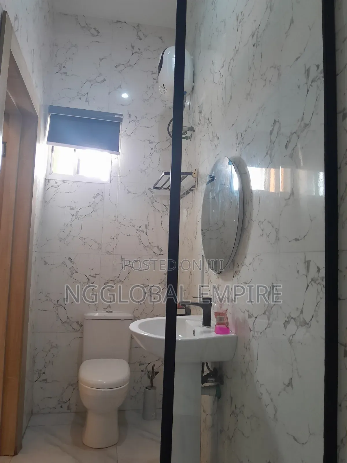 Furnished 2bdrm Apartment in Lekki Phase 1 for rent