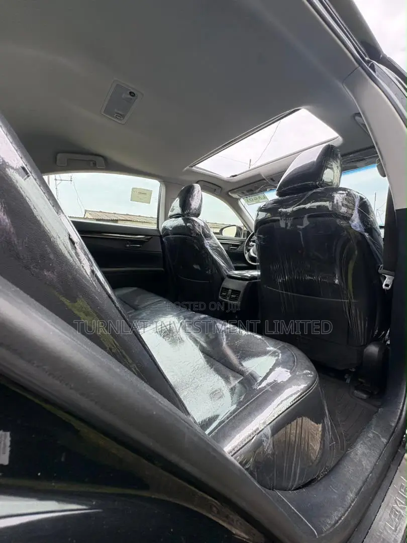 Lexus ES 350 FWD 2014 Black