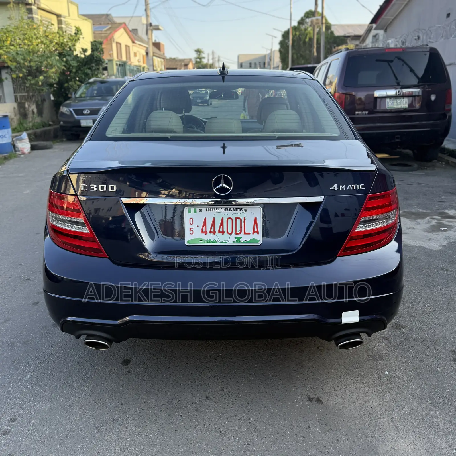 Mercedes-Benz C300 2014 Blue