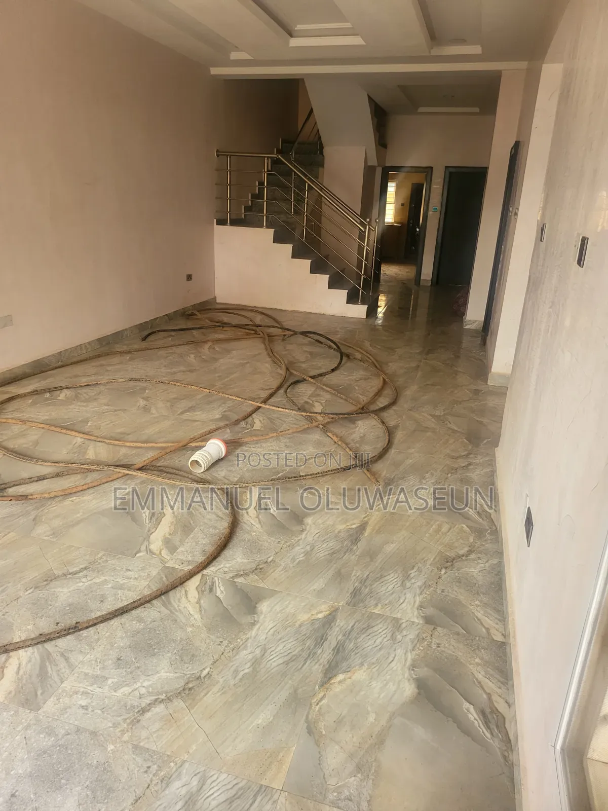 4bdrm Townhouse / Terrace in Guzape District for rent