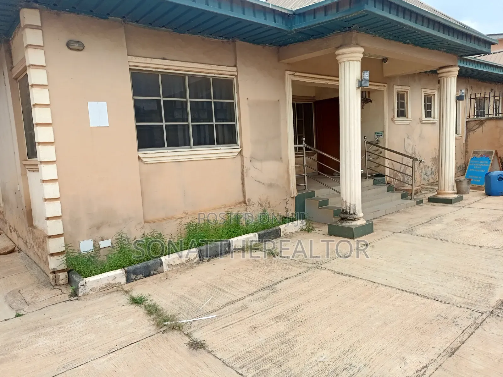 3 Bedroom With Bq Office Space on 9th Avenue, Oluyole Estate