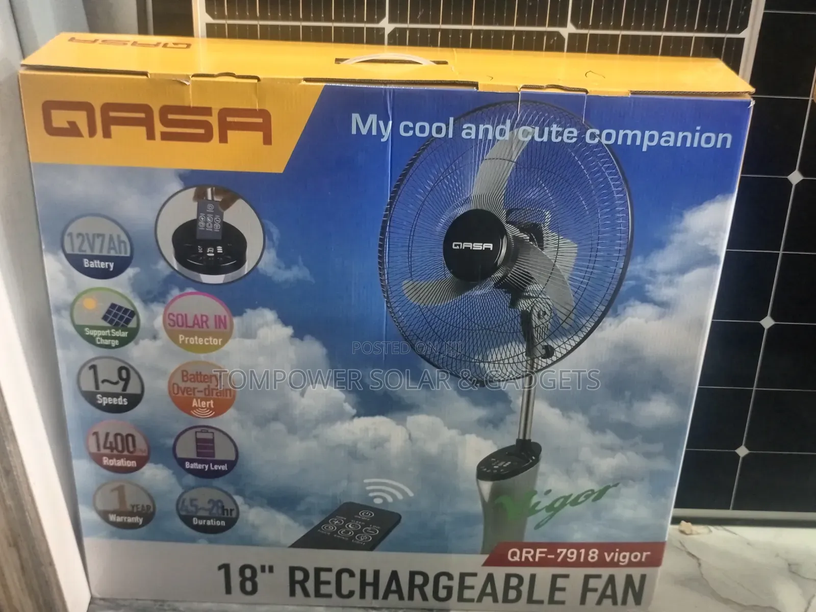 Qasa 18" Vigor Rechargeable Fan