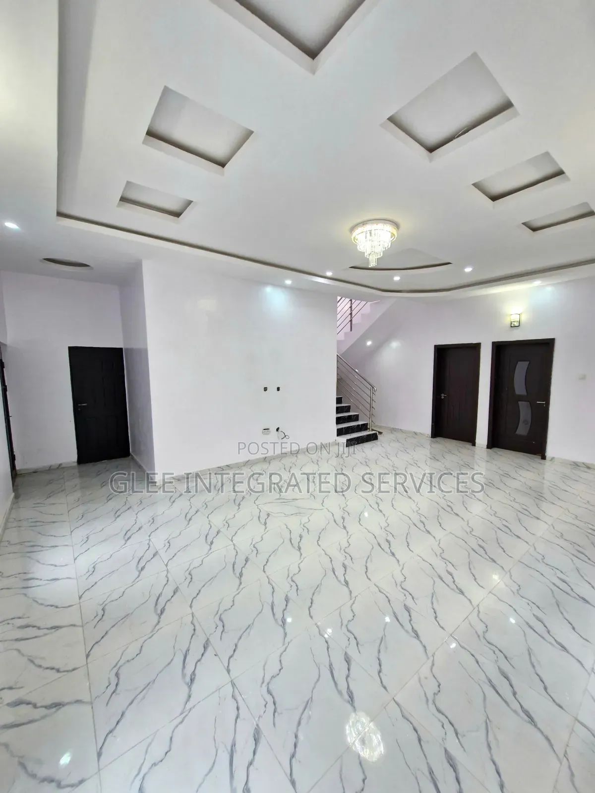 4bdrm Duplex in Ikota Vill Estate for sale