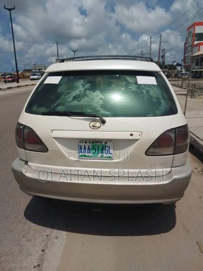 Lexus RX 2002 Gold