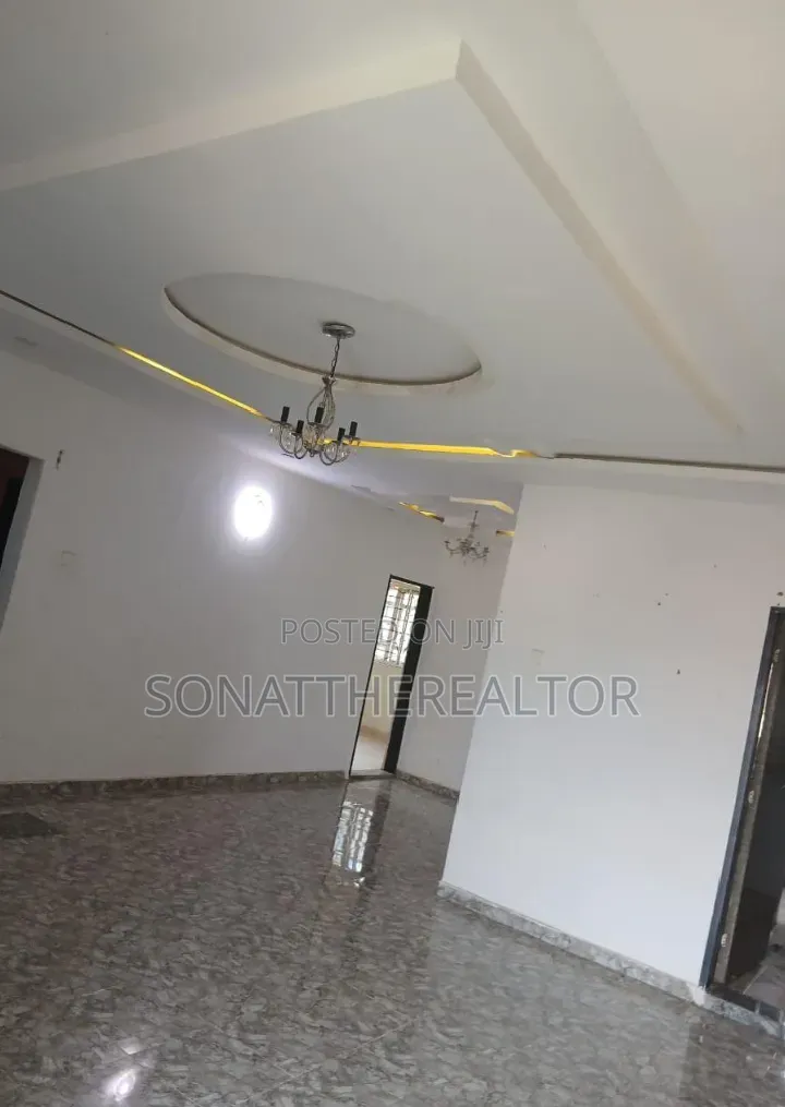 3bdrm Apartment in Akoto, Akala Express for rent