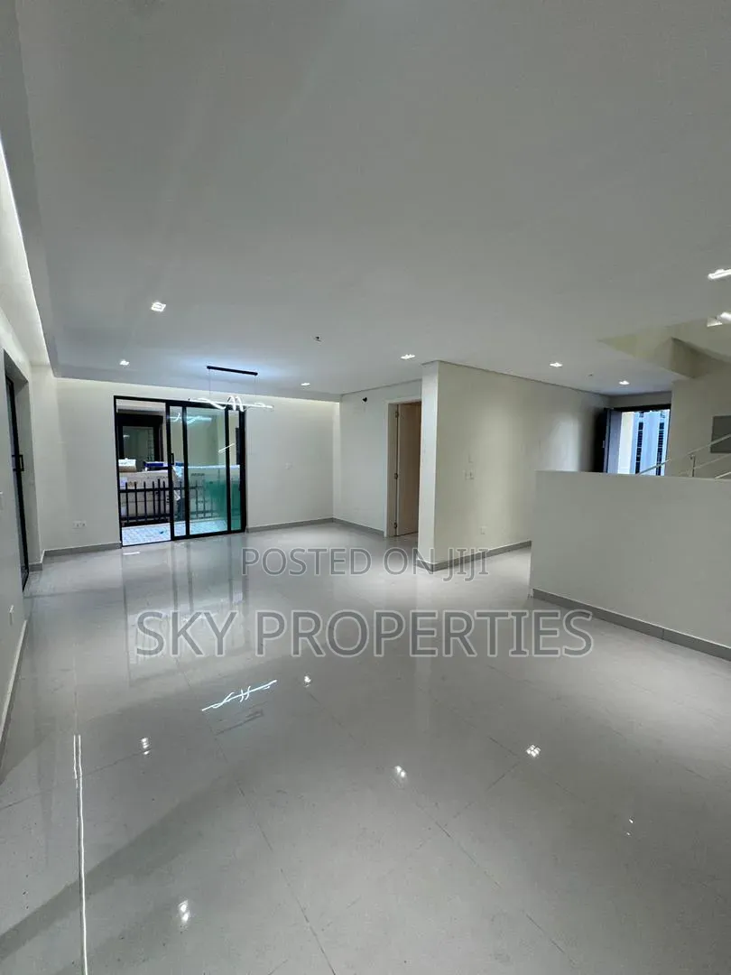 5bdrm Duplex in Parkview, Old Ikoyi for rent
