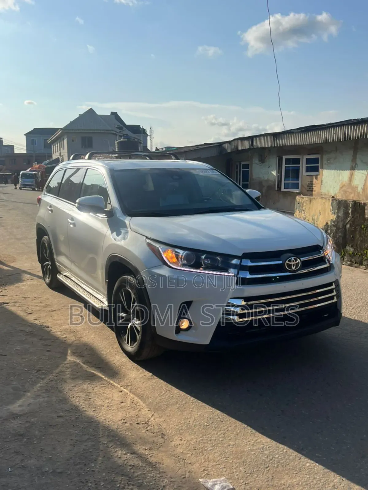 Toyota Highlander XLE 4x2 V6 (3.5L 6cyl 8A) 2018 White