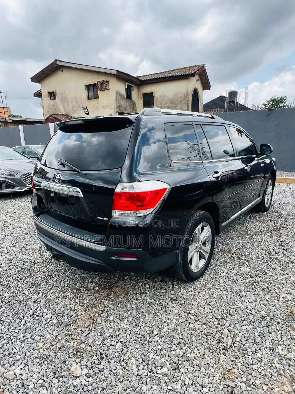 Toyota Highlander Limited 2012 Blue