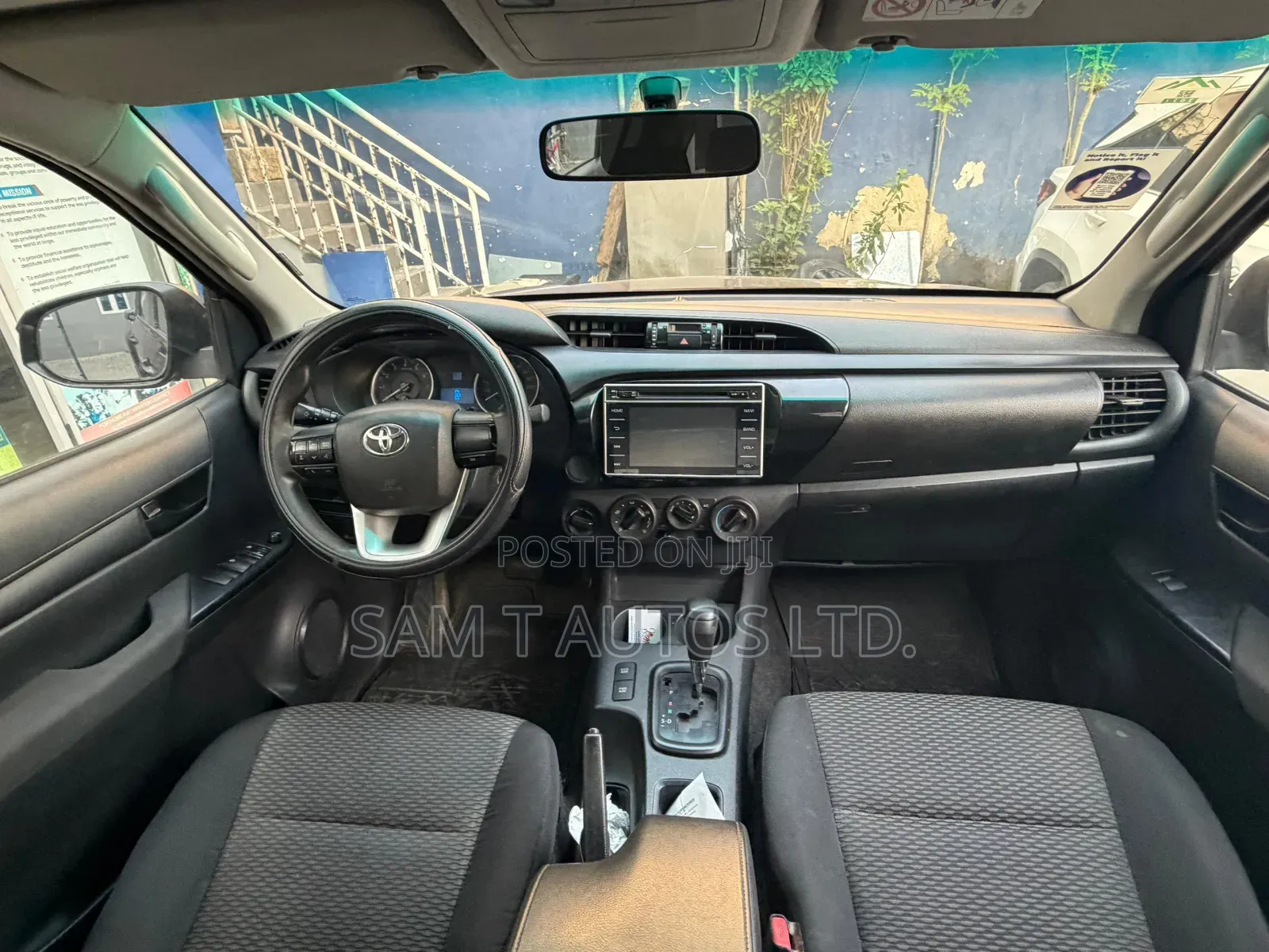 Toyota Hilux 2018 Red