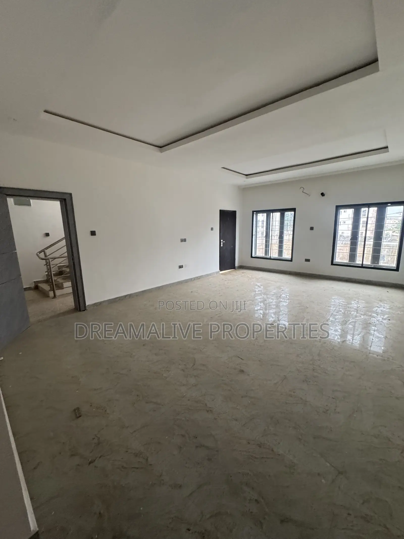 4bdrm Duplex in Life Camp for sale