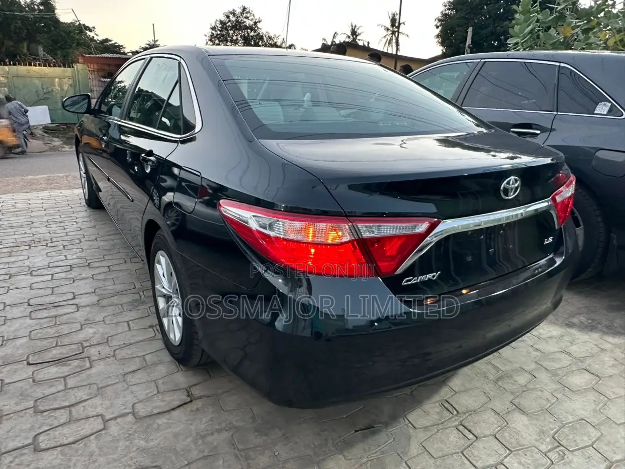 Toyota Camry LE 4dr Sedan (2.5L 4cyl 6A) 2016 Blue