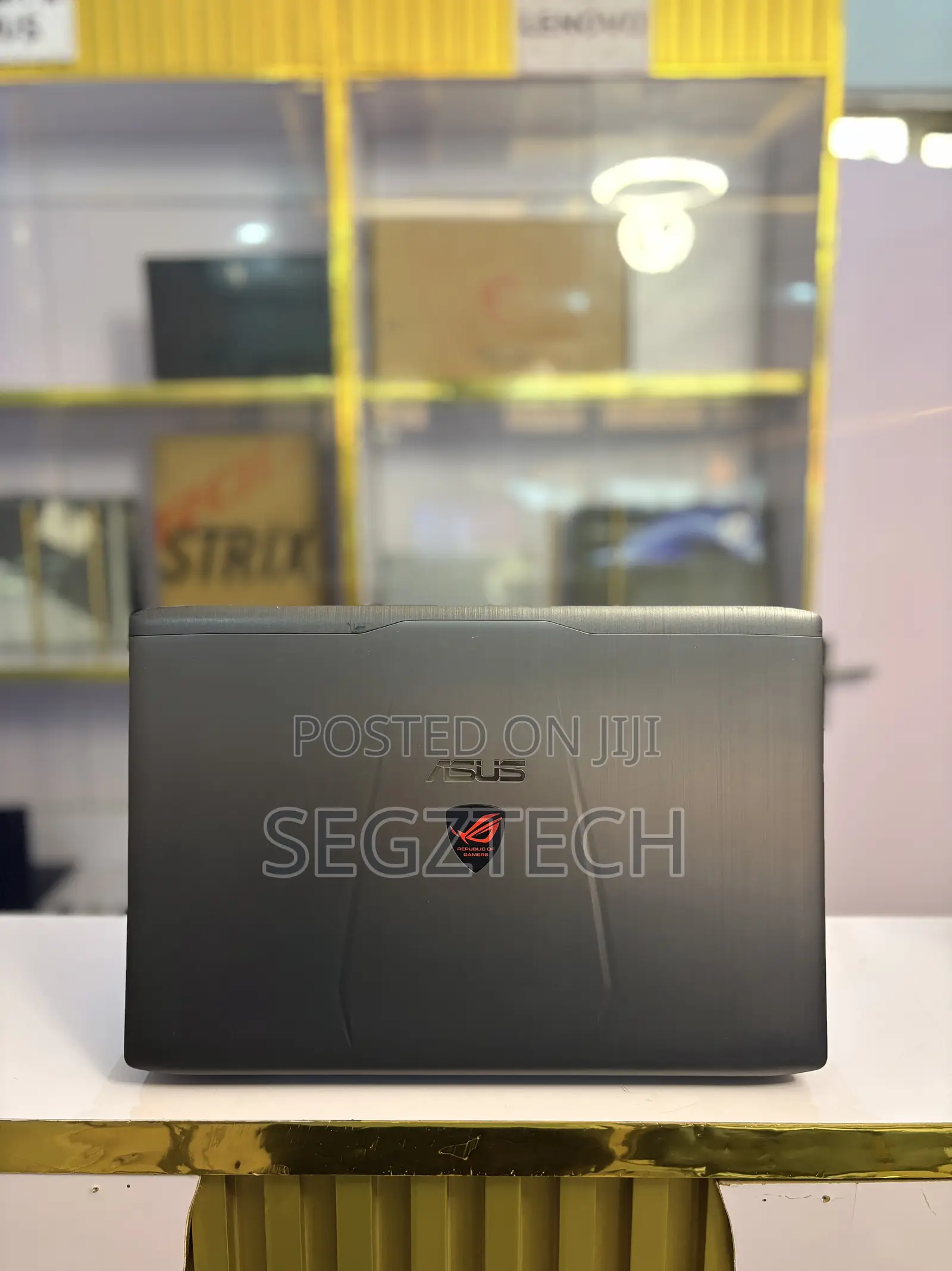 Laptop Asus ROG GL553VD 8GB Intel Core i7 SSHD+SSD 1T