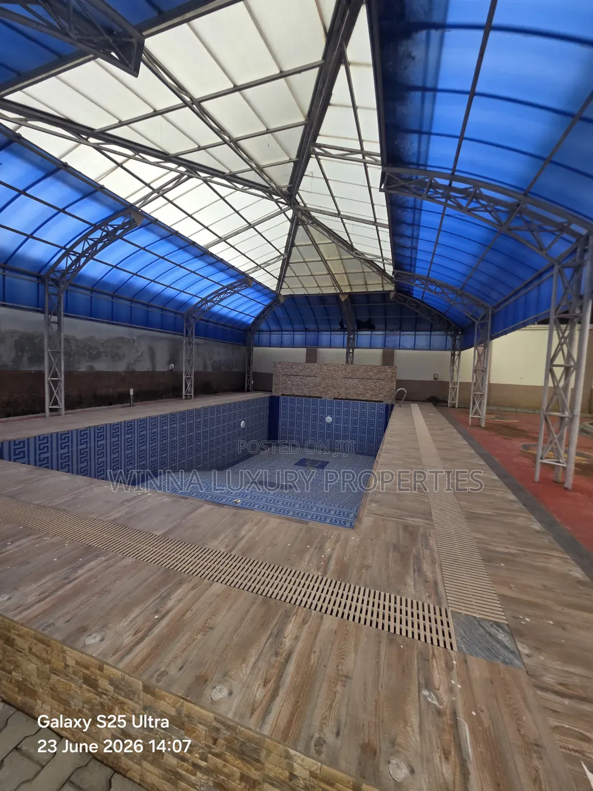 20bdrm Apartment in Guzape for rent