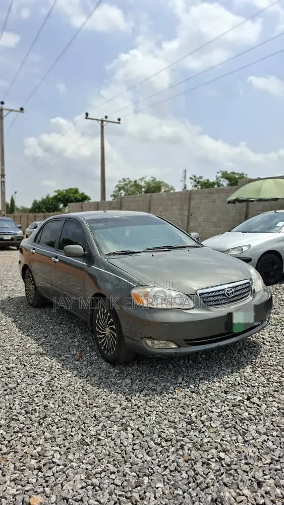 Toyota Corolla 2006 Gray