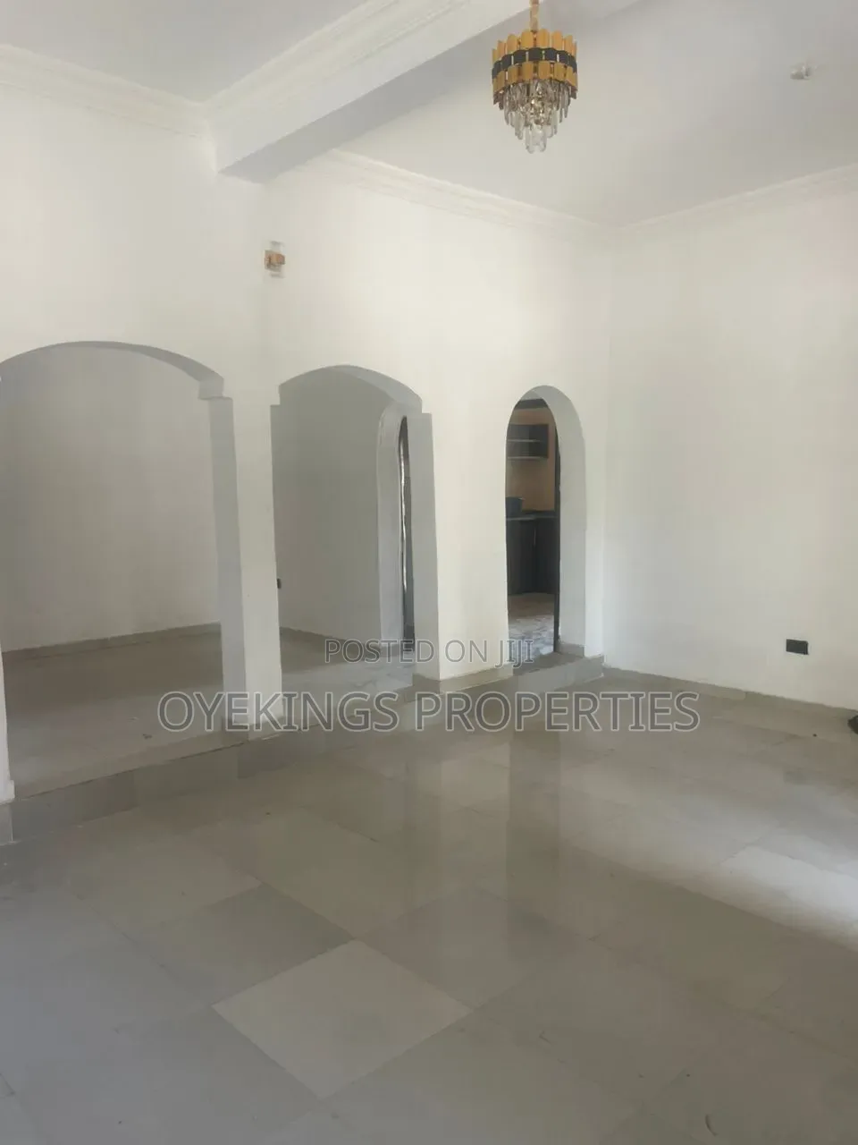 2bdrm Block of Flats in Ajanla, Nnpc, Oluyole for rent