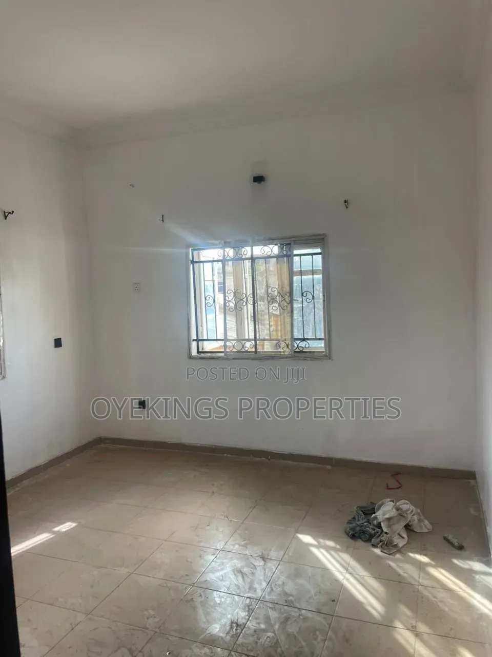 2bdrm Block of Flats in Ajanla, Nnpc, Oluyole for rent
