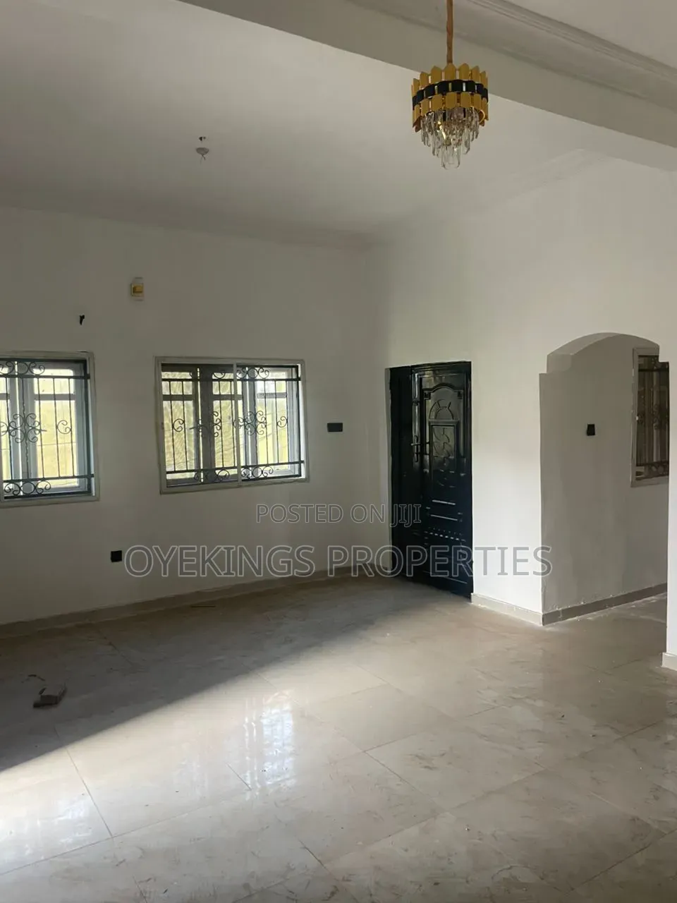 2bdrm Block of Flats in Ajanla, Nnpc, Oluyole for rent