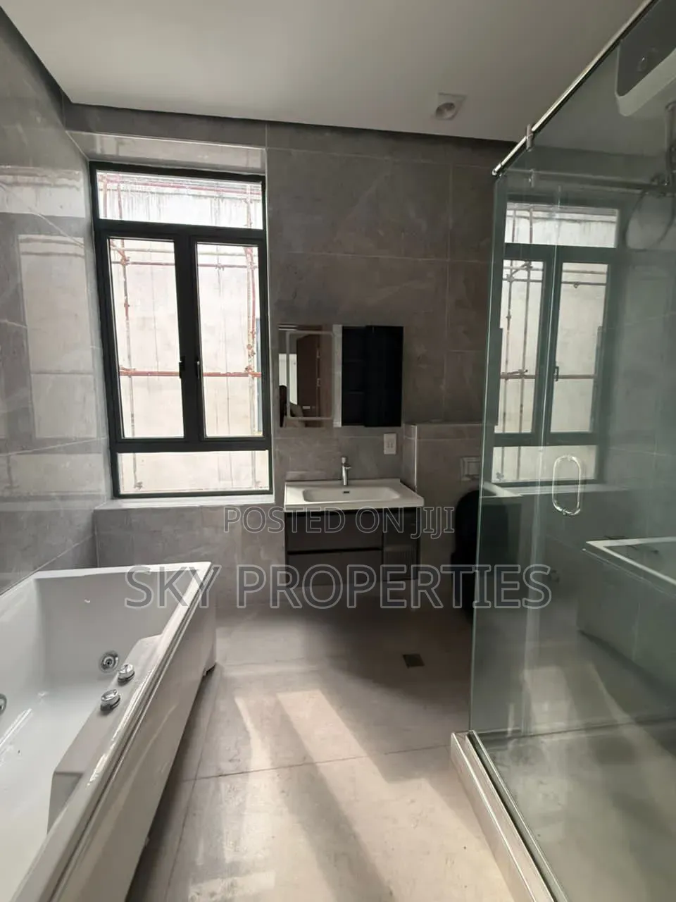 5bdrm Duplex in Periwinkle, Lekki Phase 1 for rent