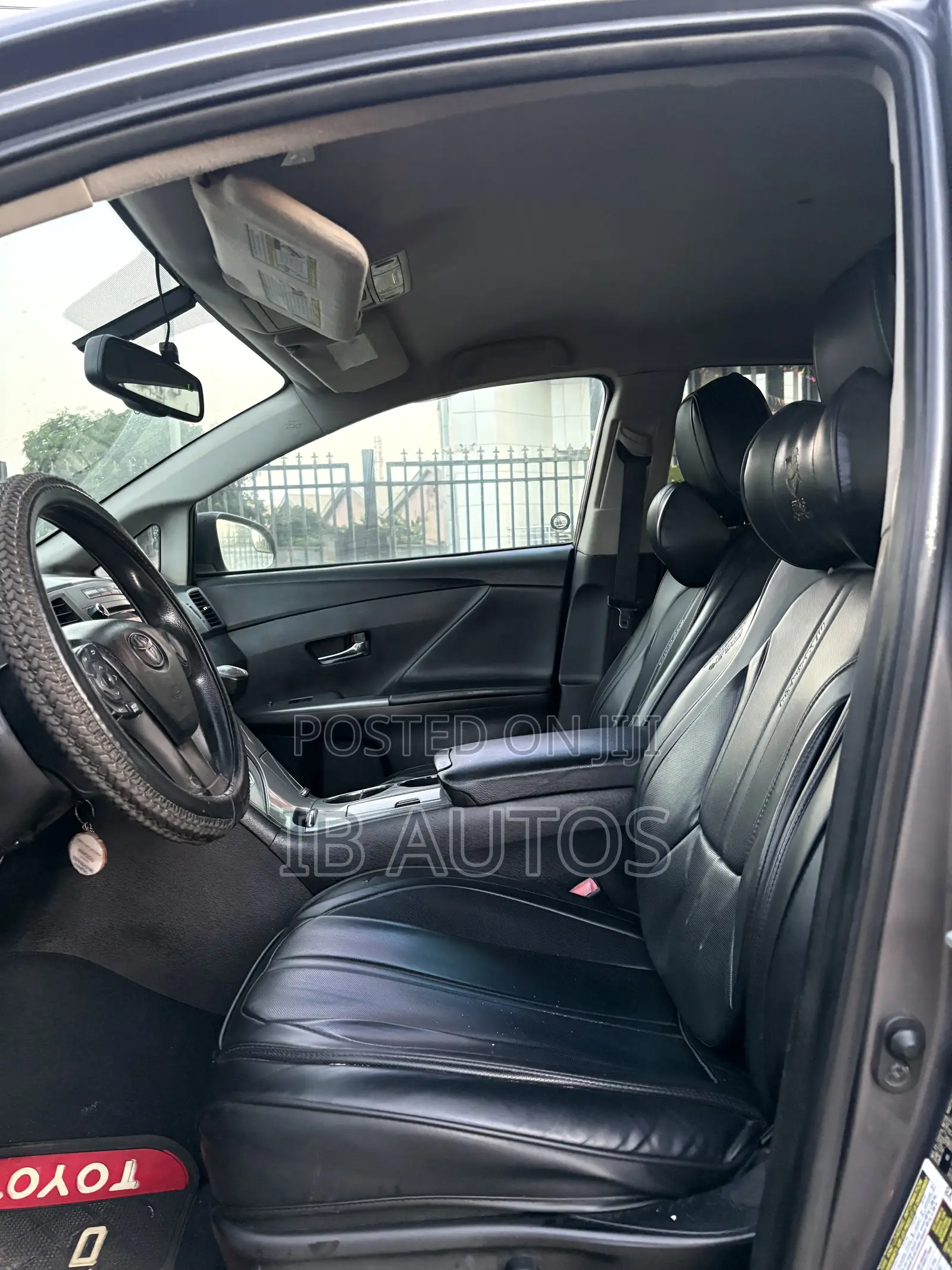 Toyota Venza LE 2014 Gray